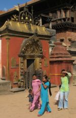Zlatá brána v Bhaktapuru