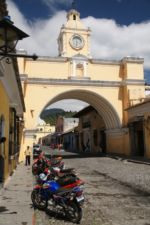 Antigua - Arco Santa