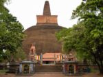 Anurathapura - stúpa Abhayagiri Anurathapura - stúpa Abhayagiri